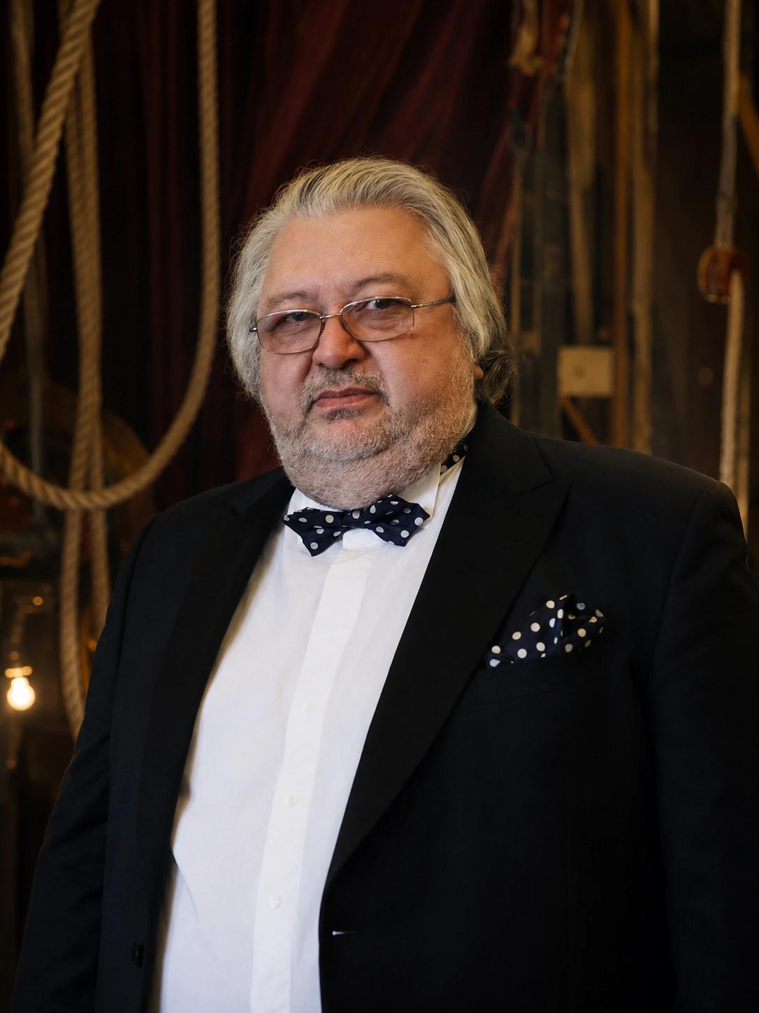Дуров Юрий Юрьевич — Артист